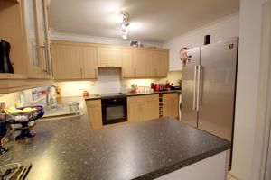 Photo 7- click for photo gallery